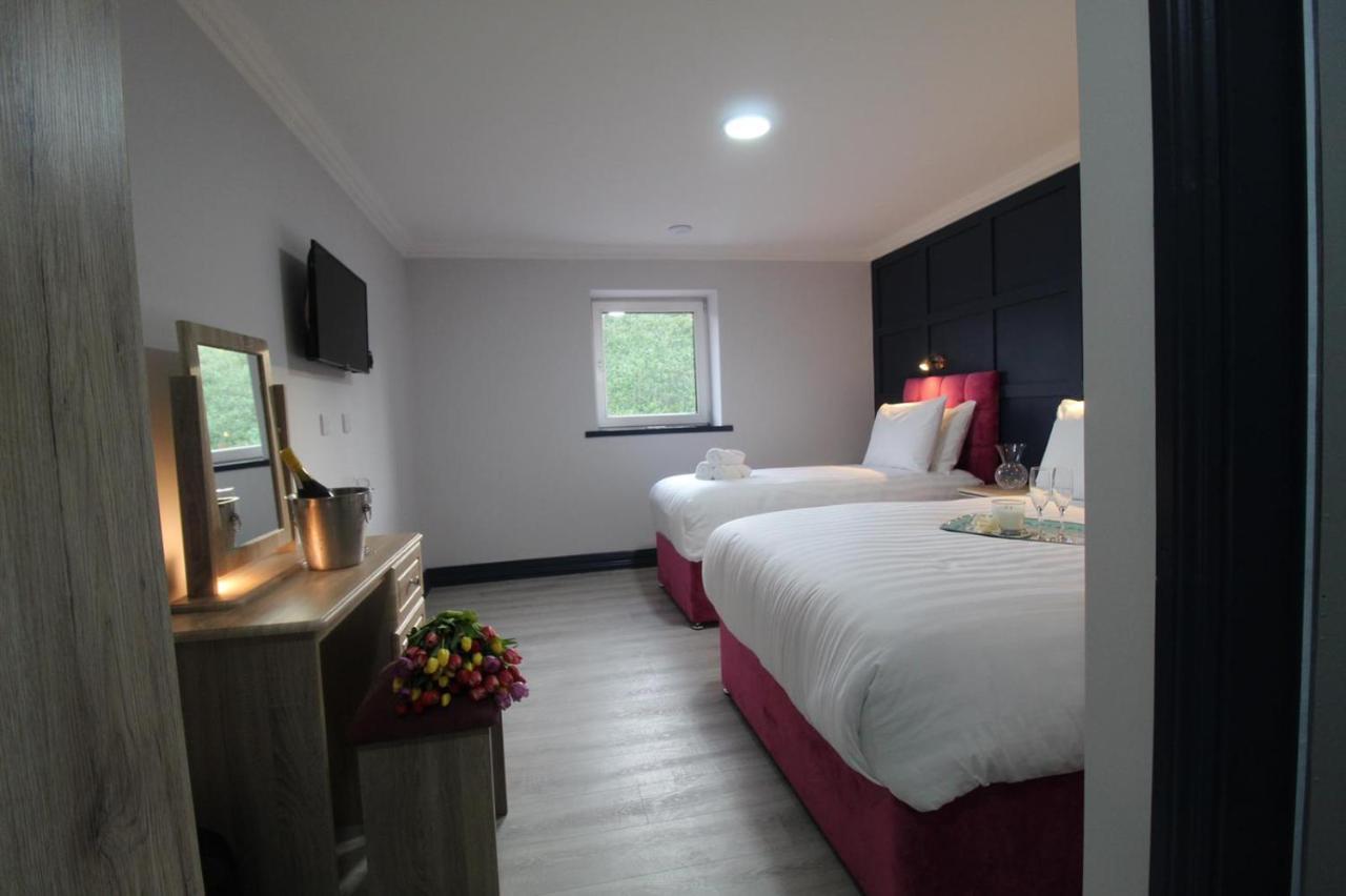 The Dutch Tulip Hostel Mallow Ngoại thất bức ảnh
